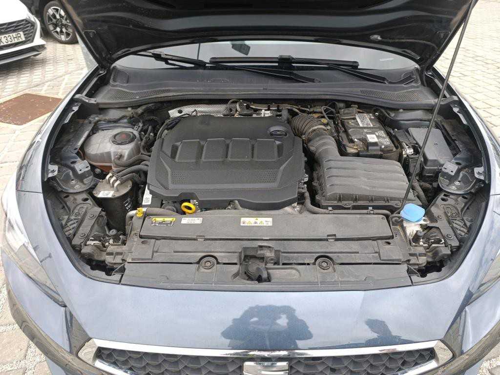 seat-leon-st-2023-diesel-2000cc