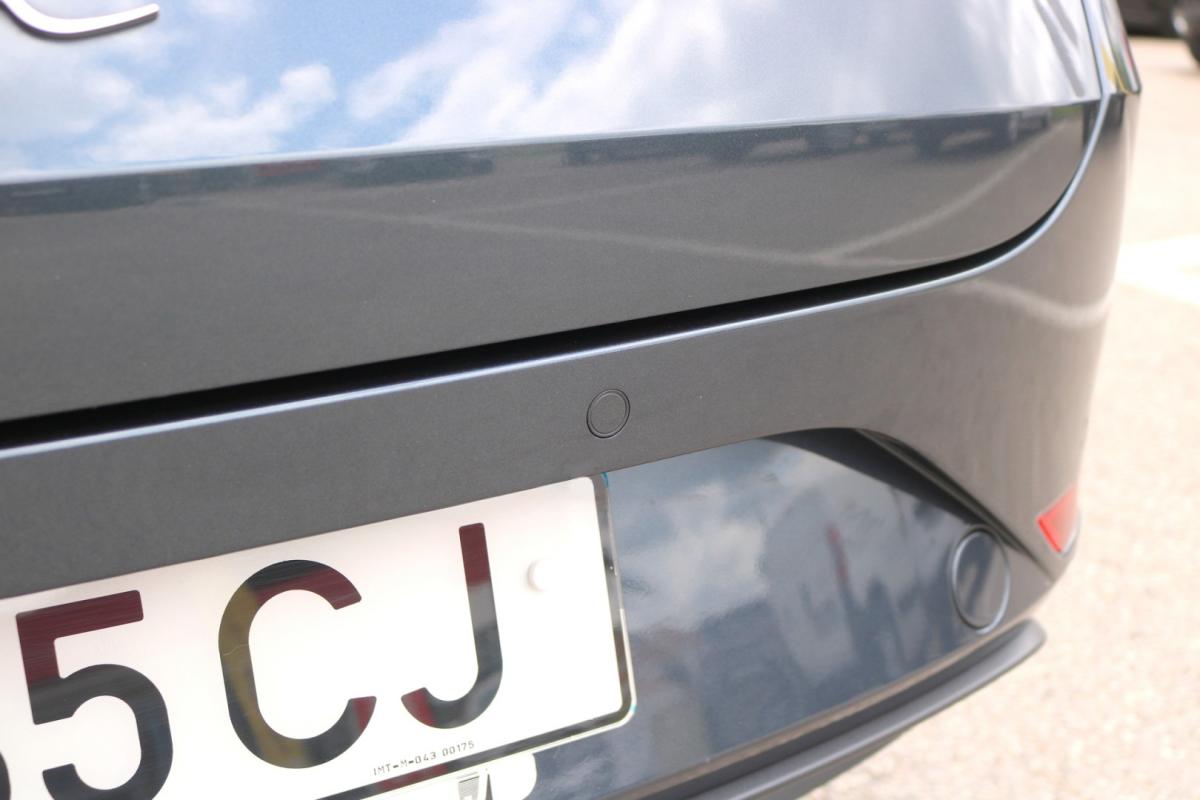 seat-leon-st-2023-diesel-2000cc