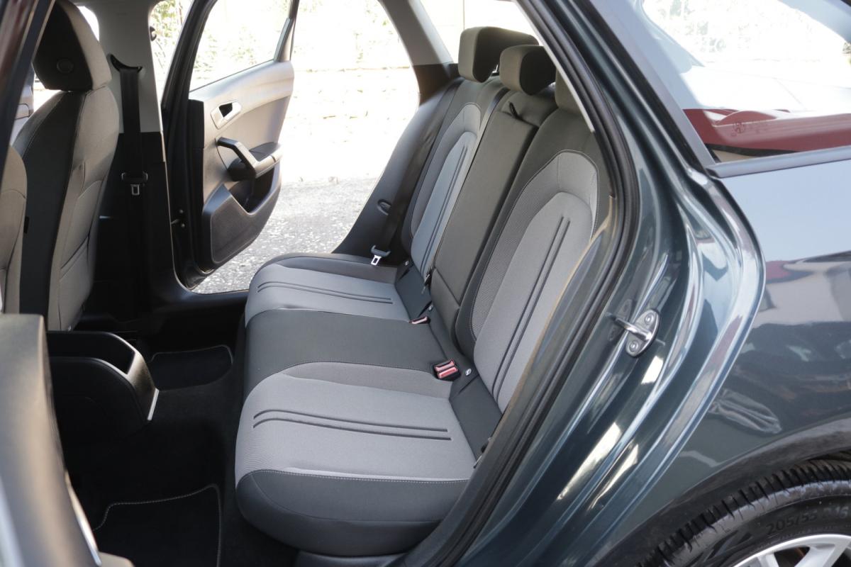 seat-leon-st-2023-diesel-2000cc