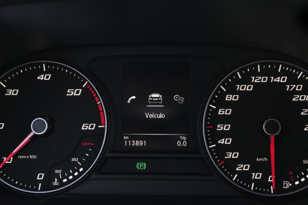 seat-leon-st-2023-diesel-2000cc
