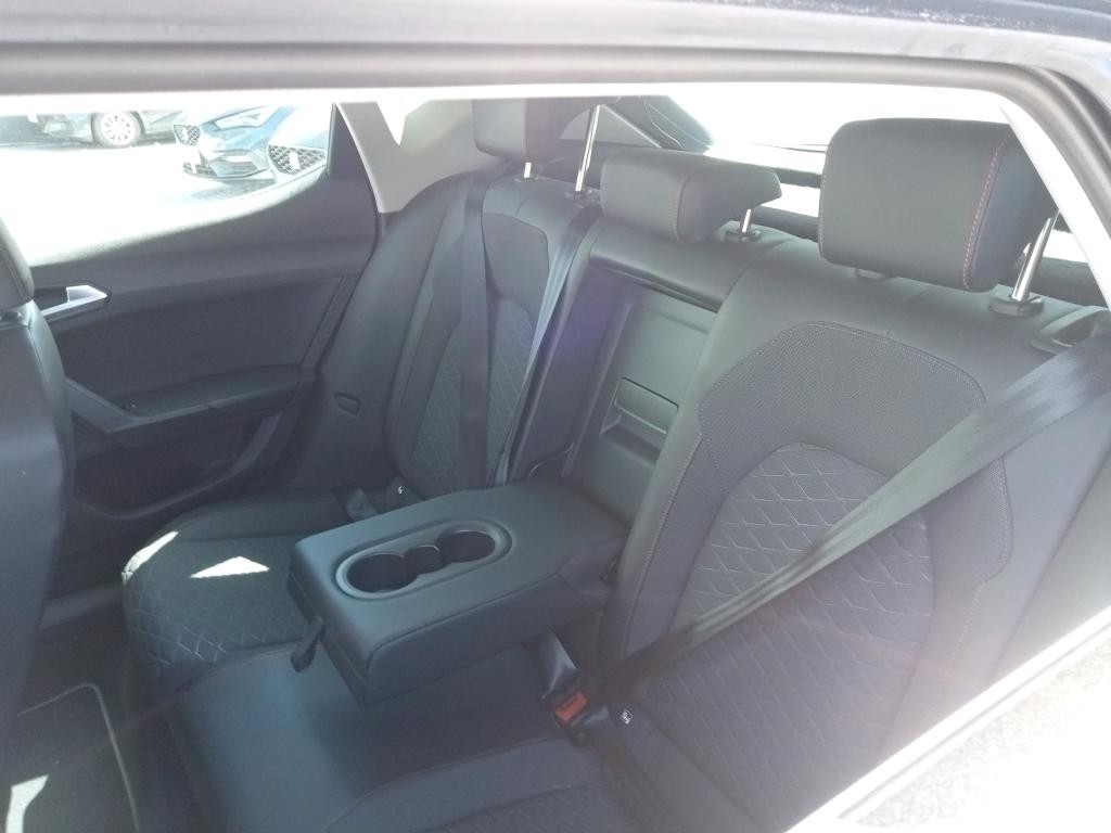 seat-leon-2021-diesel-2000cc