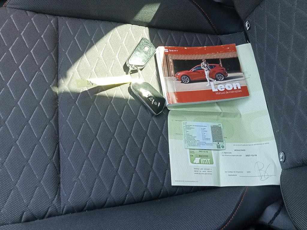 seat-leon-2021-diesel-2000cc
