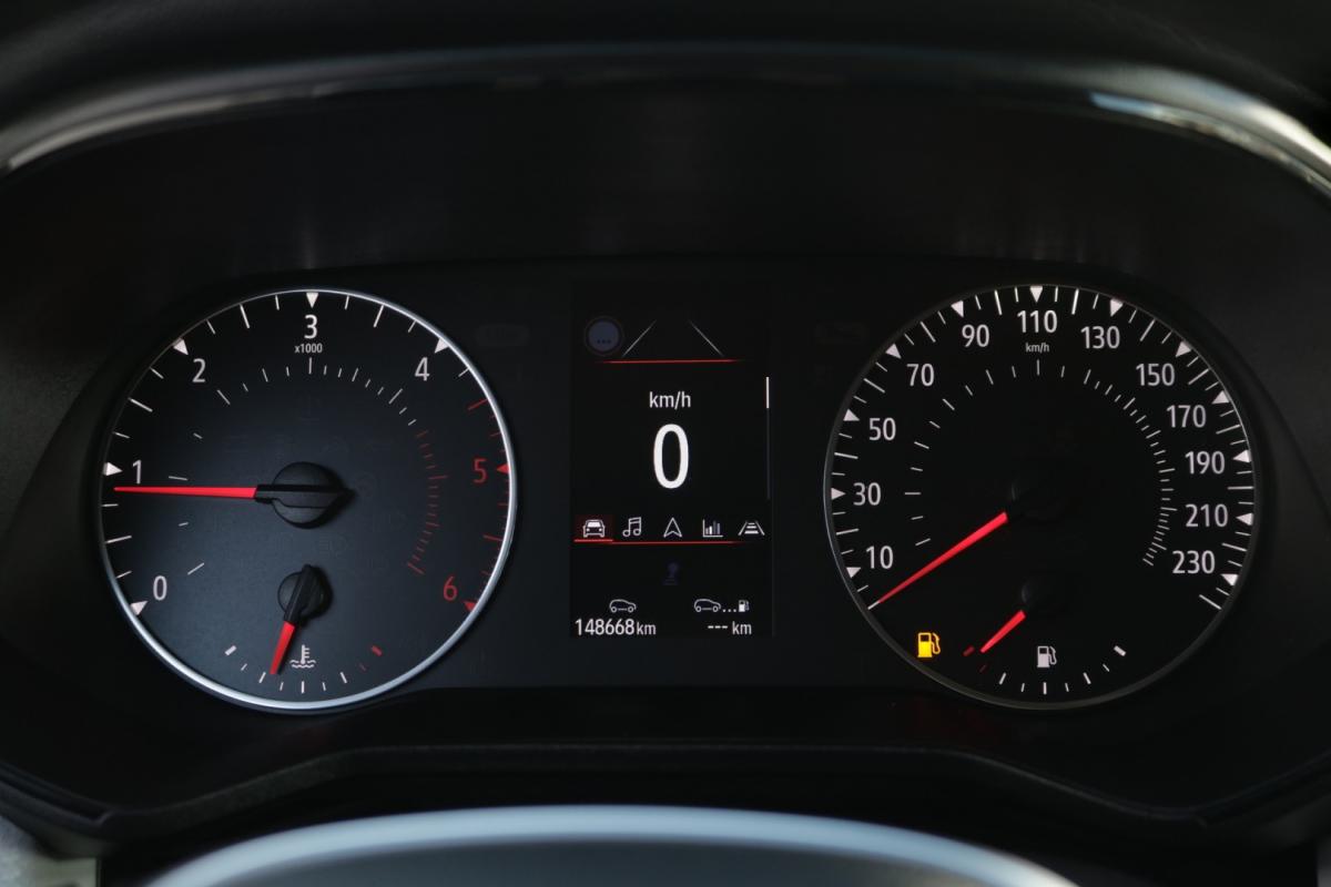 renault-clio-2022-diesel-1500cc
