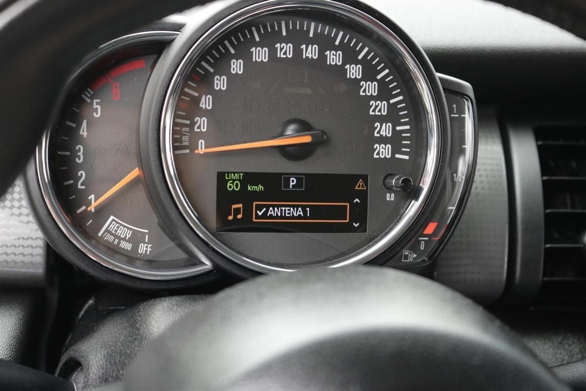mini-cooper-2019-diesel-1500cc