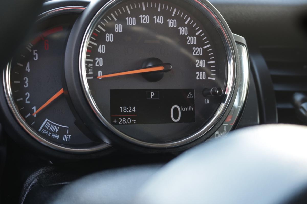 mini-cooper-2019-diesel-1500cc