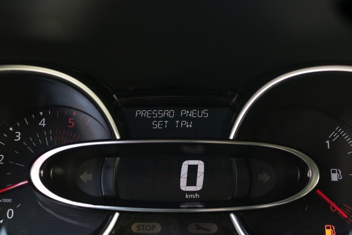 renault-clio-sport-tourer-2018-diesel-1500cc
