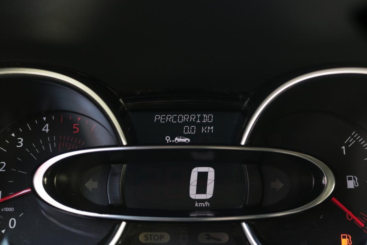 renault-clio-sport-tourer-2018-diesel-1500cc