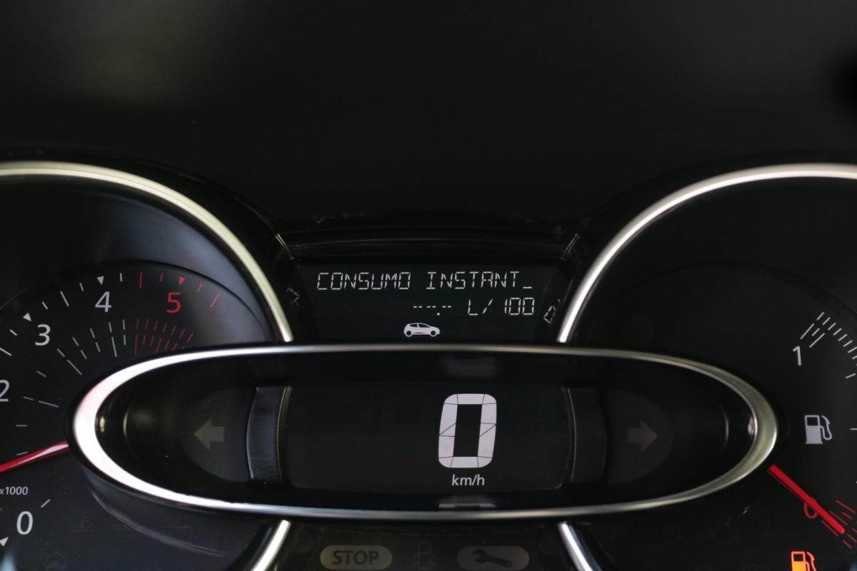 renault-clio-sport-tourer-2018-diesel-1500cc