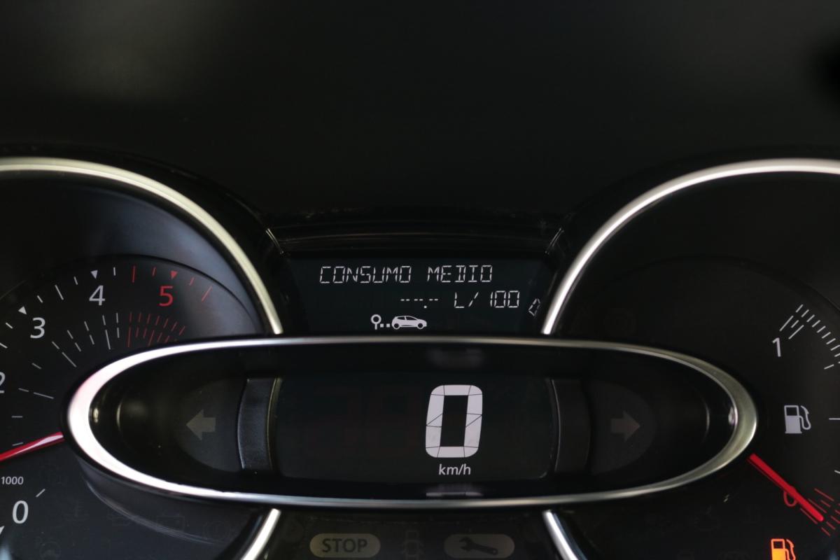renault-clio-sport-tourer-2018-diesel-1500cc