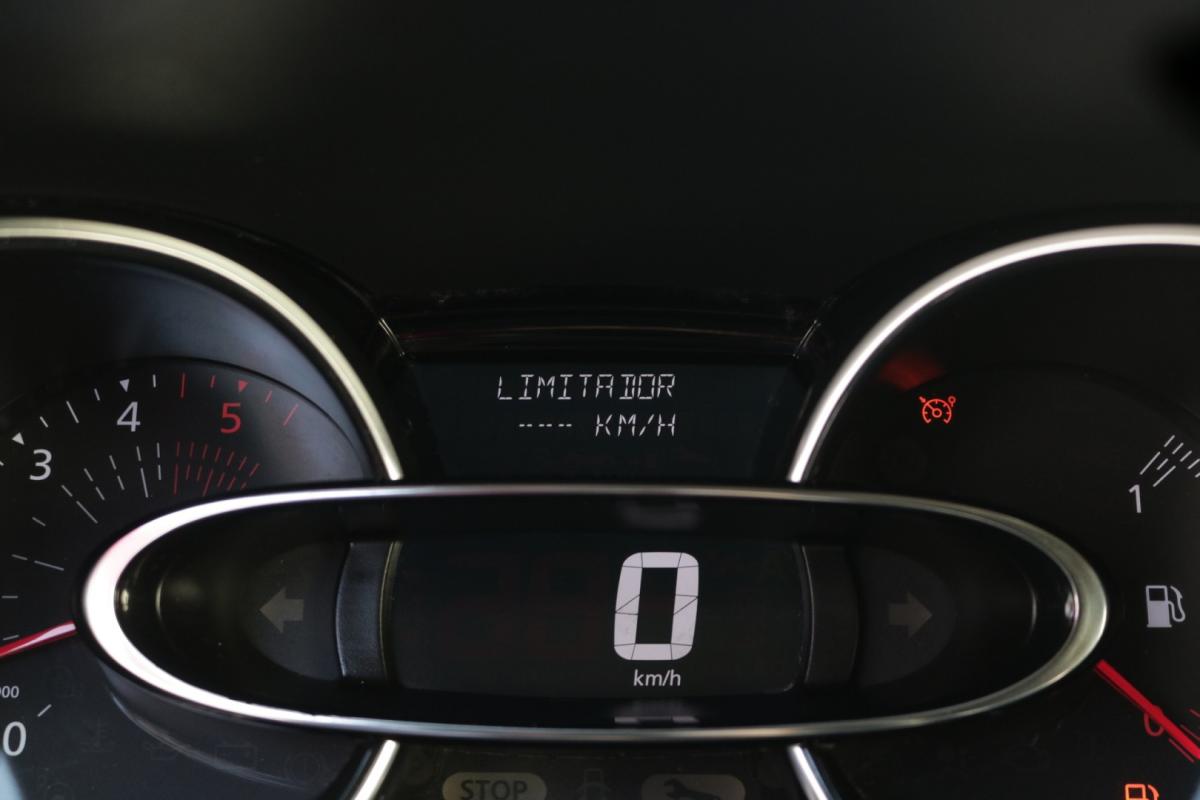 renault-clio-sport-tourer-2018-diesel-1500cc