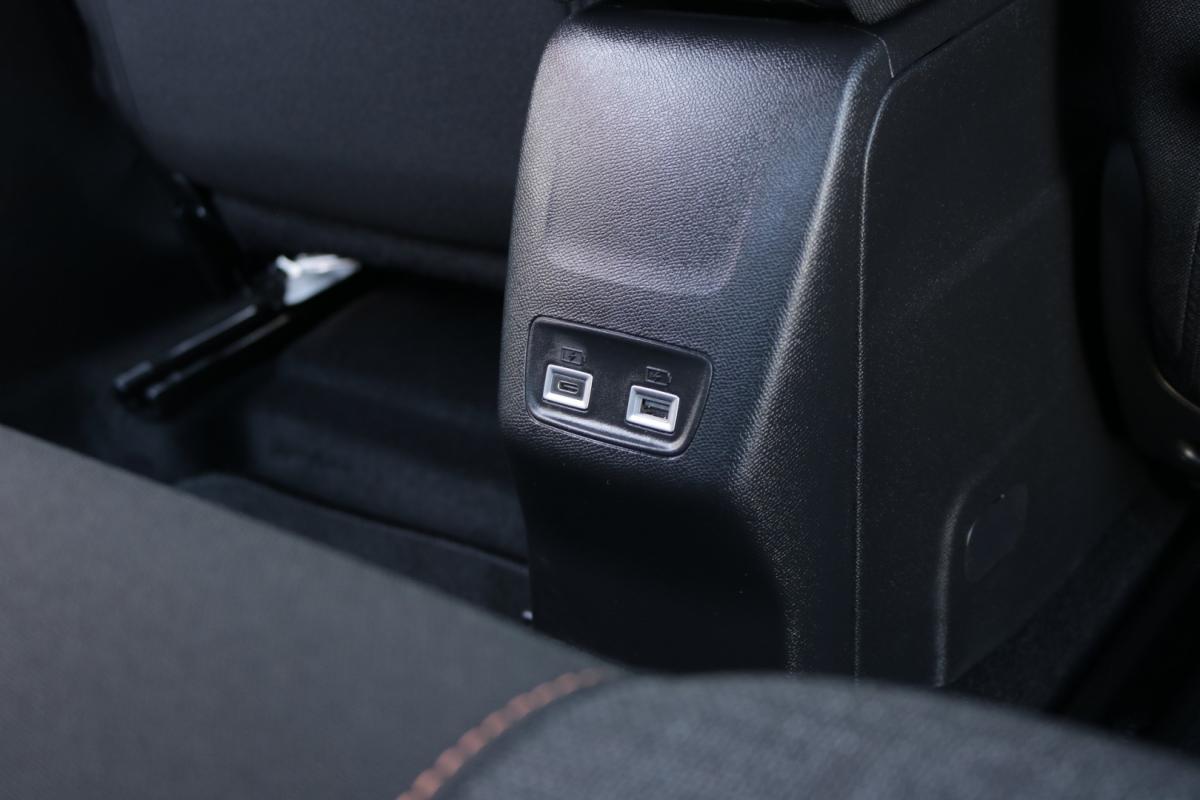 peugeot-e-208-2025-eletrico-0cc