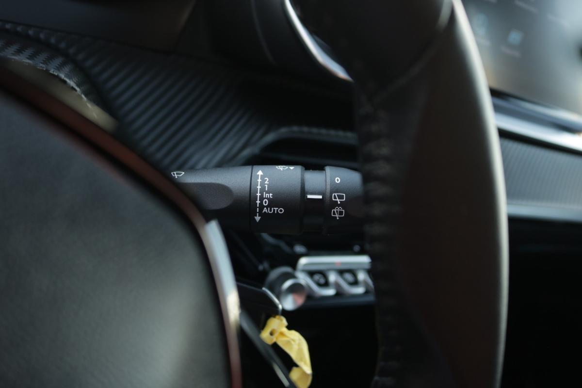 peugeot-e-208-2025-eletrico-0cc