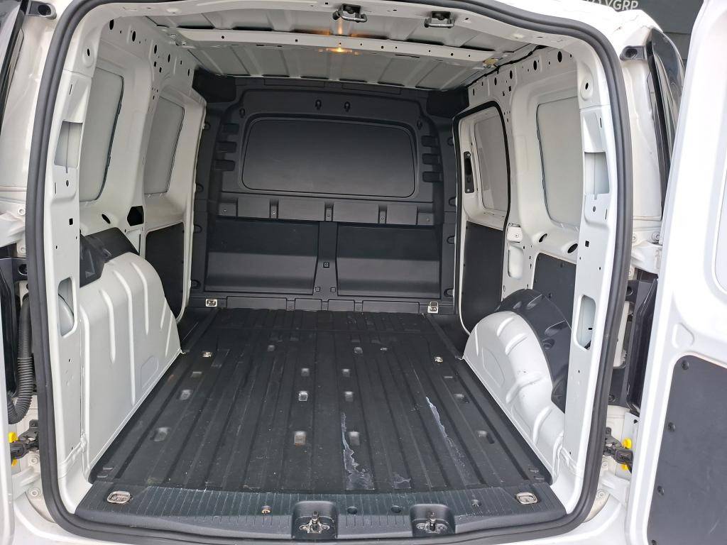volkswagen-caddy-2022-diesel-2000cc