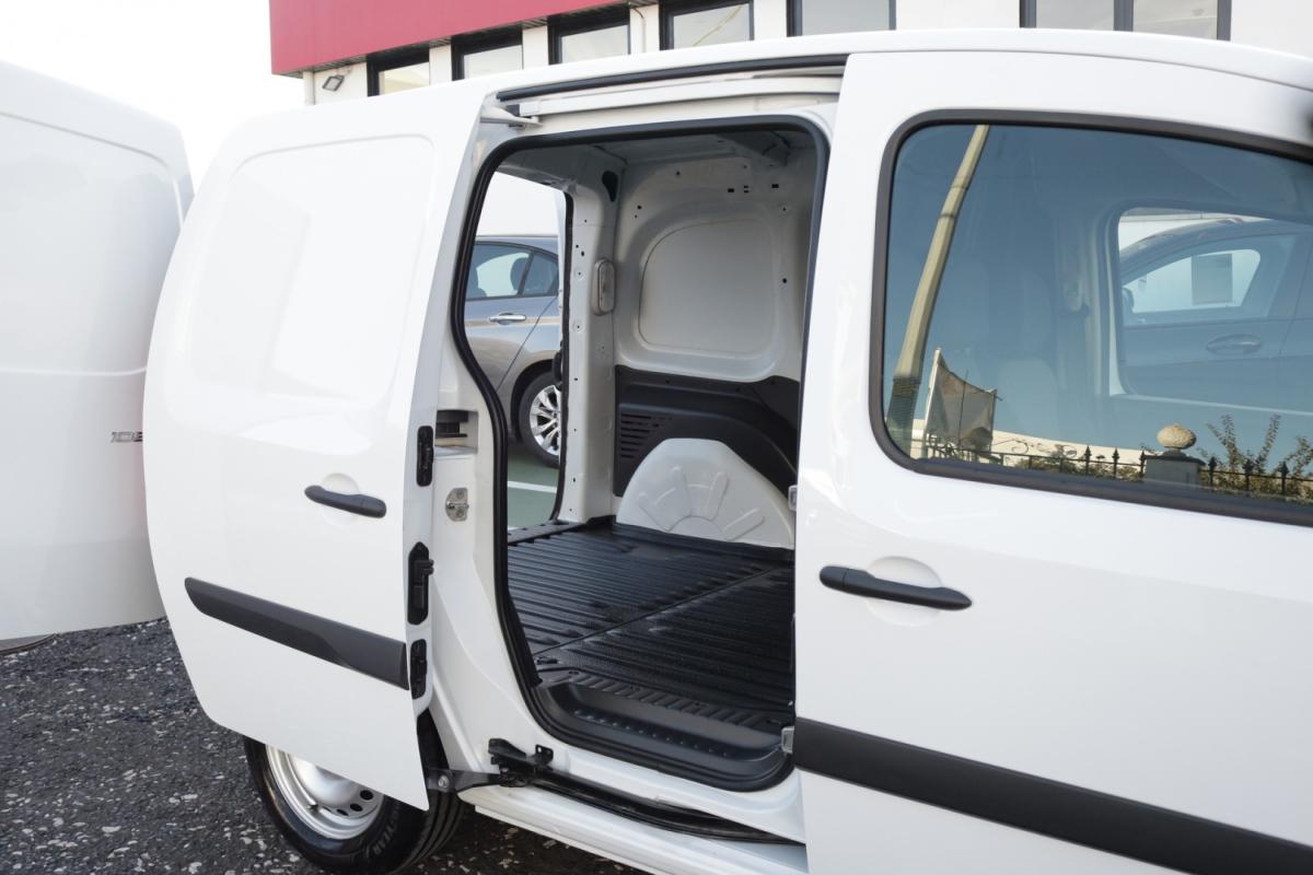 mercedes-benz-citan-2020-diesel-1500cc