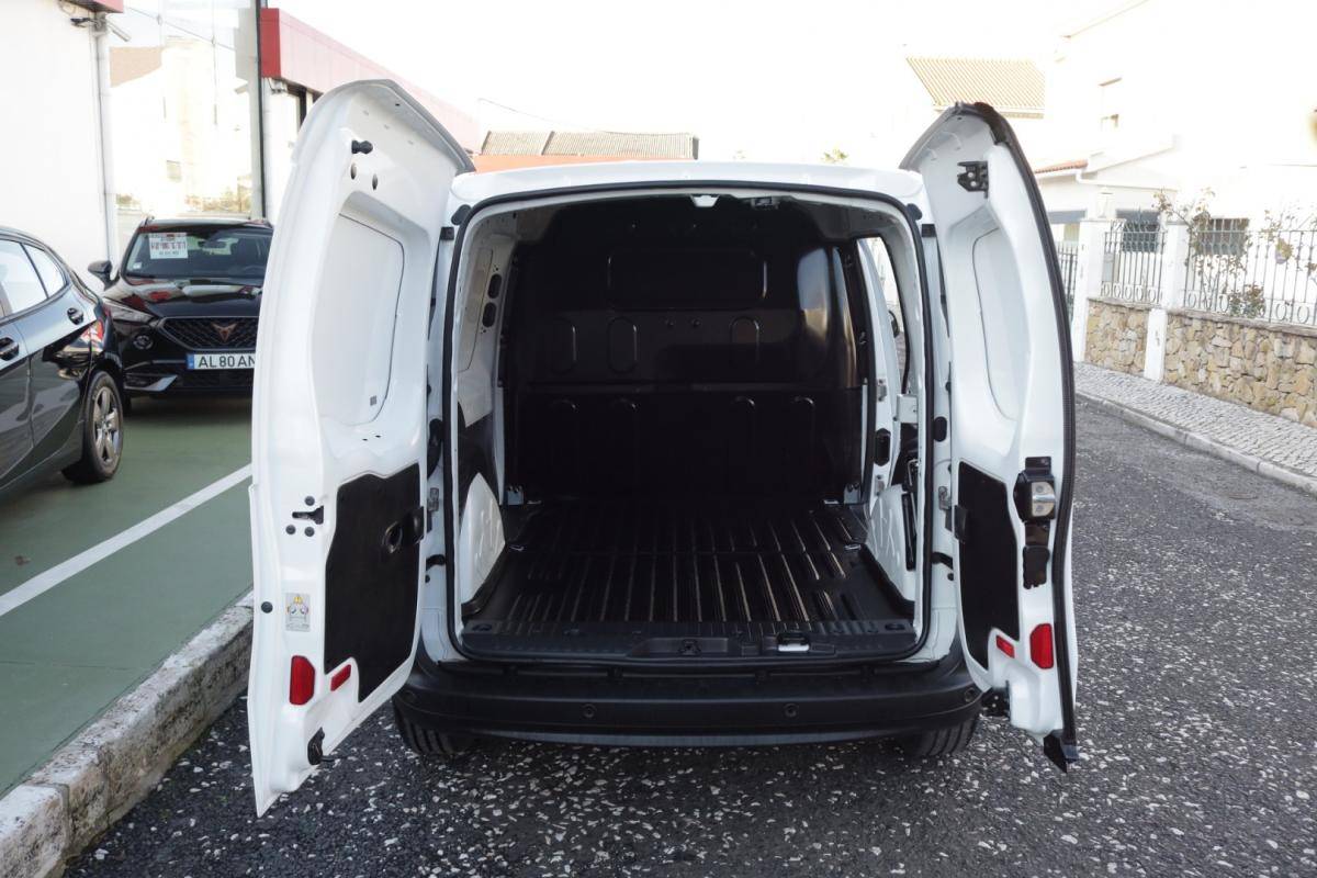 mercedes-benz-citan-2020-diesel-1500cc