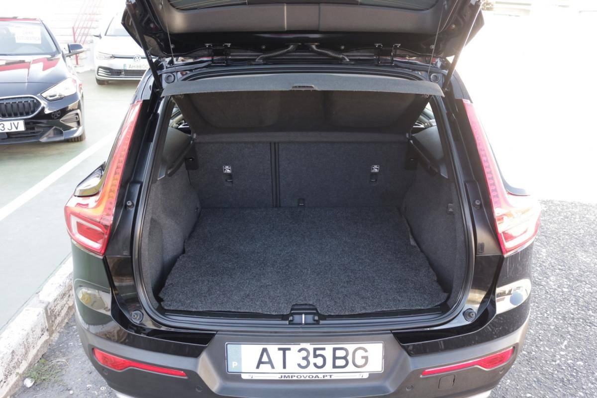 volvo-xc40-2022-gasolina-1500cc