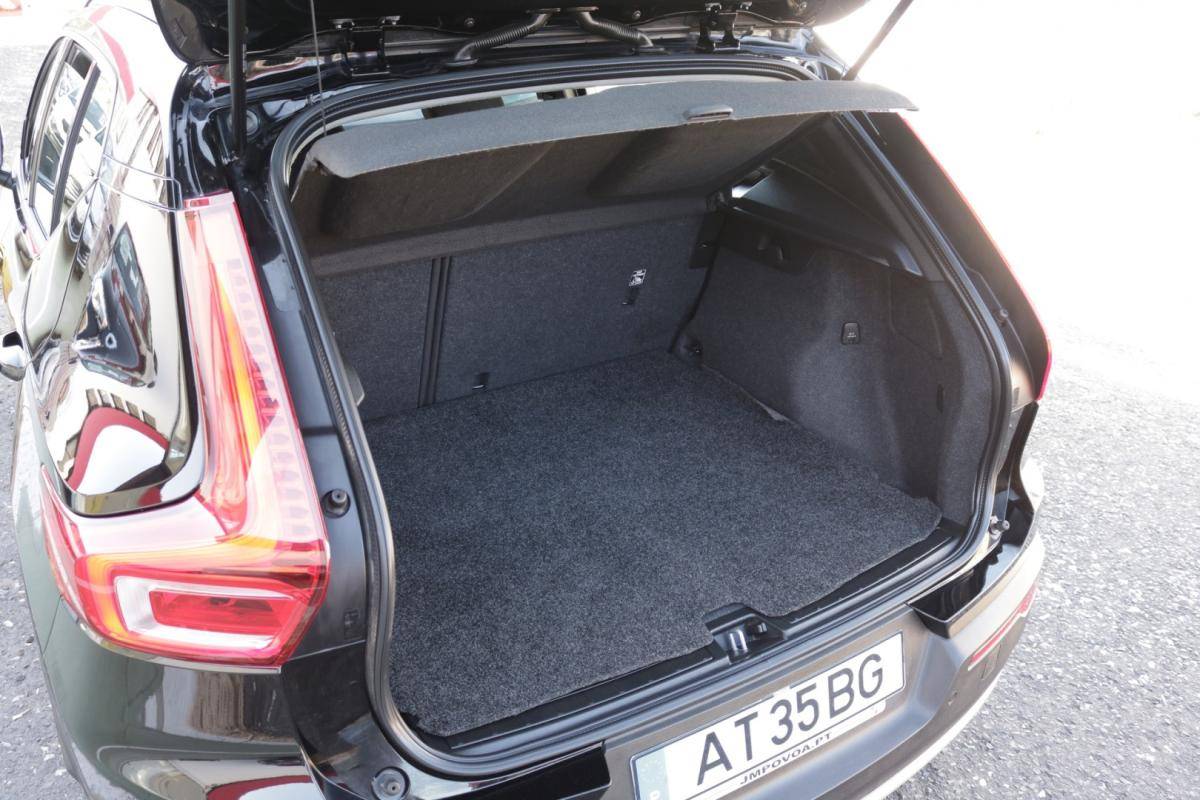 volvo-xc40-2022-gasolina-1500cc