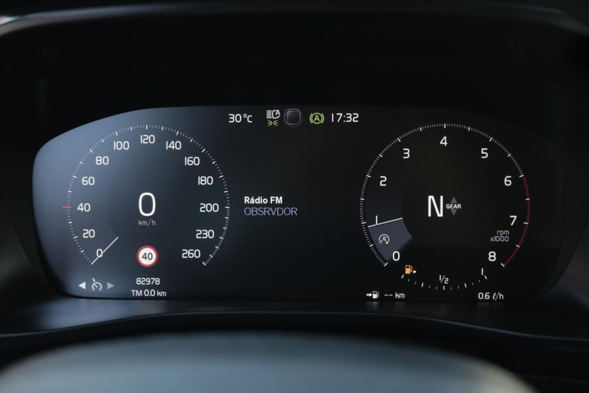 volvo-xc40-2022-gasolina-1500cc