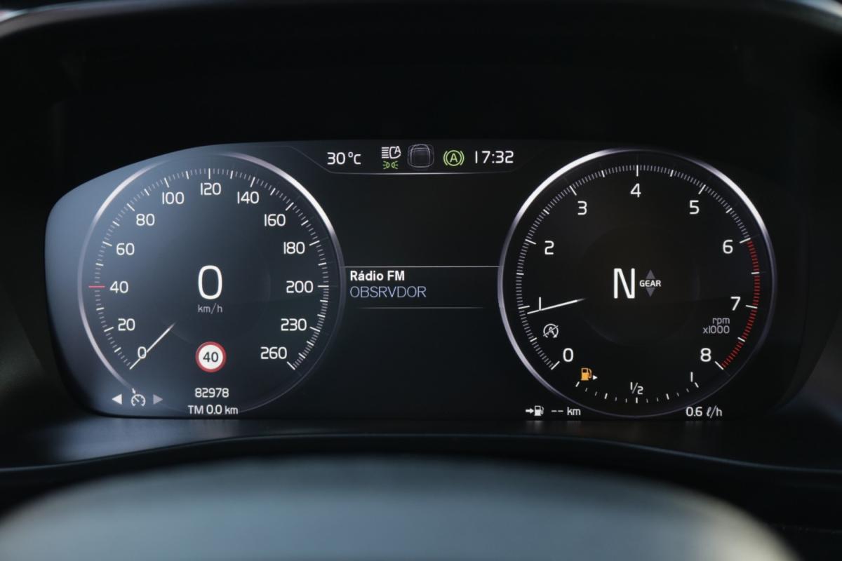 volvo-xc40-2022-gasolina-1500cc