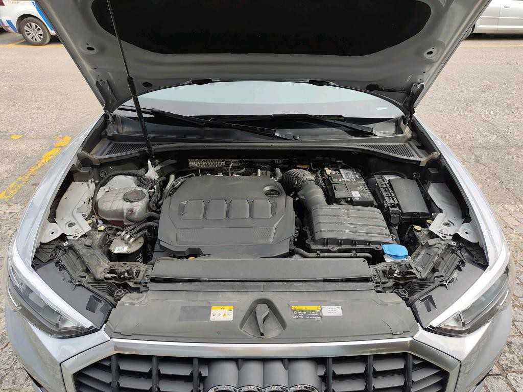 audi-q3-2023-diesel-2000cc