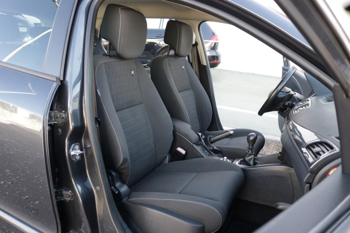 renault-megane-sport-tourer-2014-diesel-1500cc