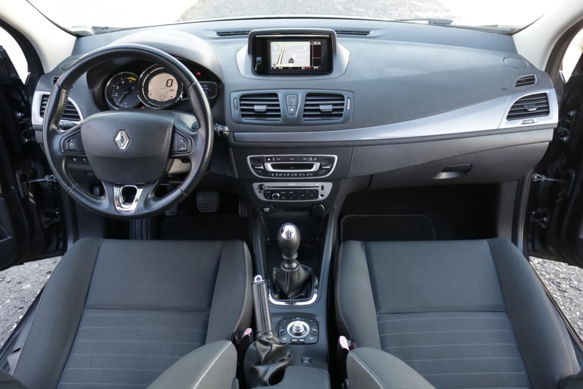 renault-megane-sport-tourer-2014-diesel-1500cc