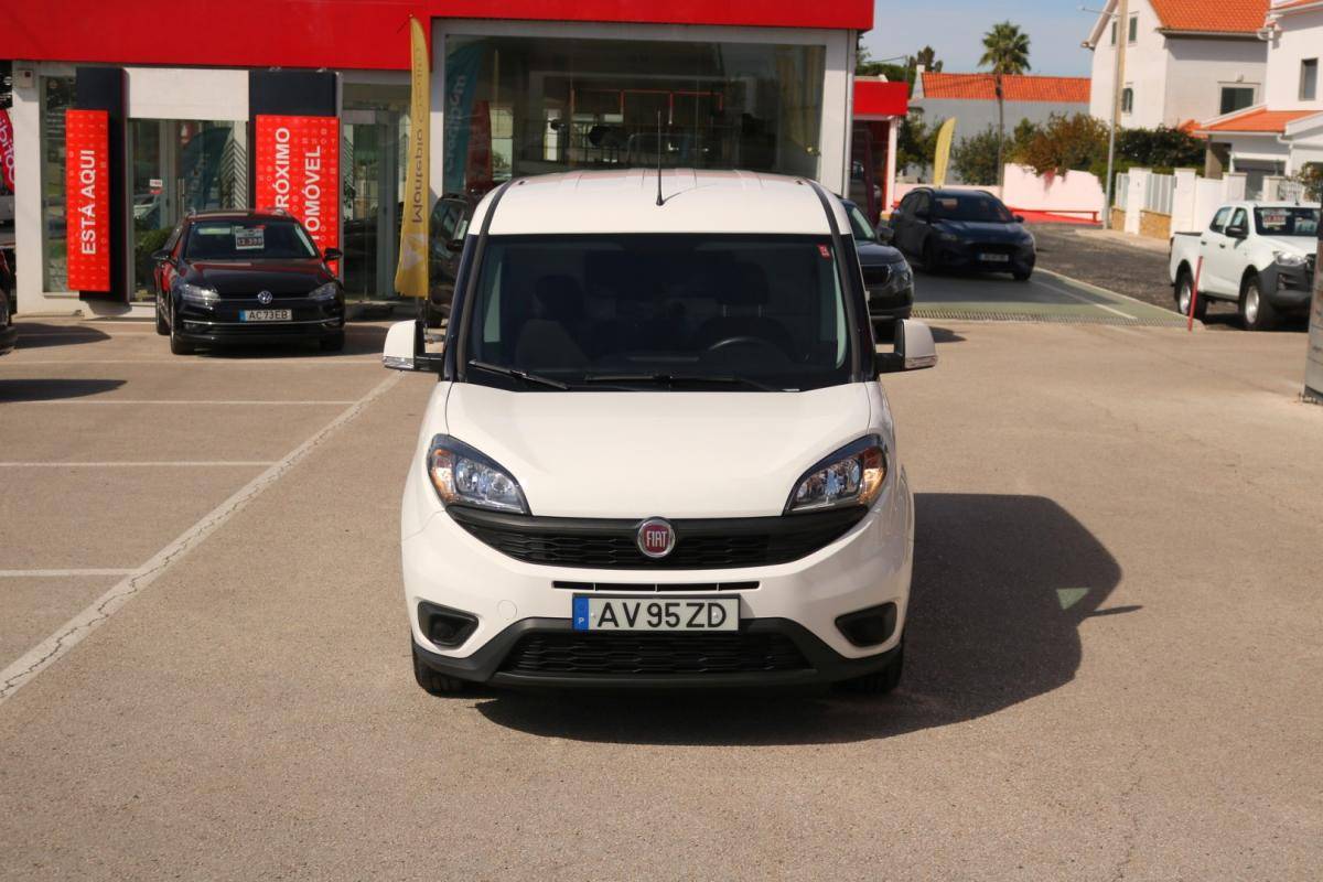 fiat-doblo-2022-diesel-1600cc