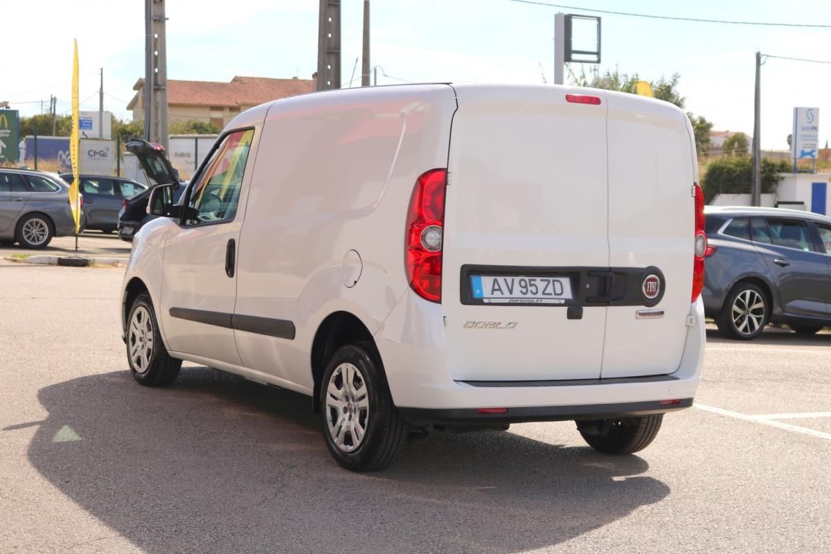 fiat-doblo-2022-diesel-1600cc