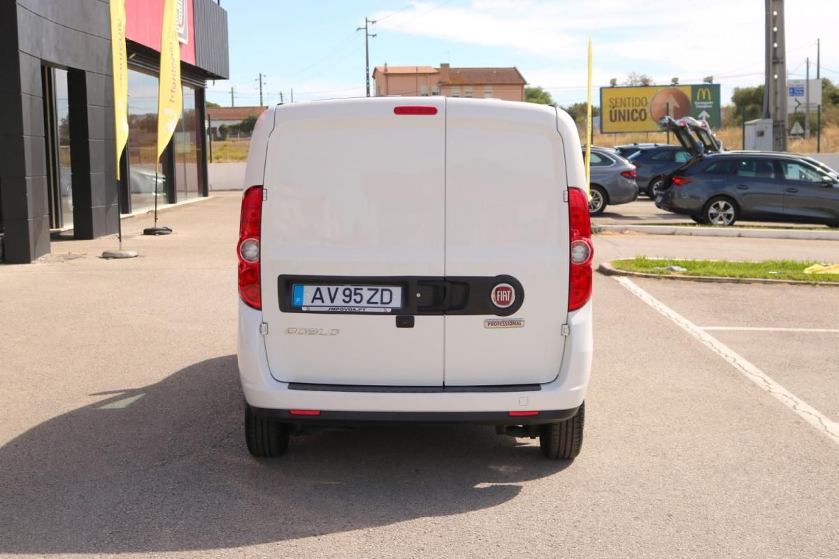 fiat-doblo-2022-diesel-1600cc