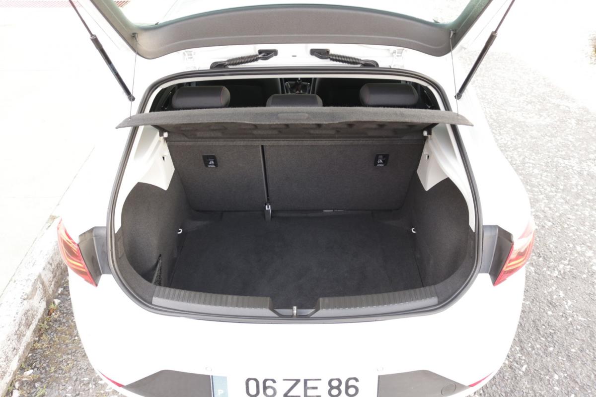 seat-leon-2019-diesel-1600cc