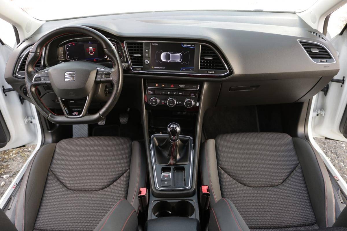 seat-leon-2019-diesel-1600cc