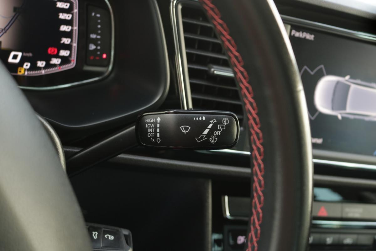 seat-leon-2019-diesel-1600cc