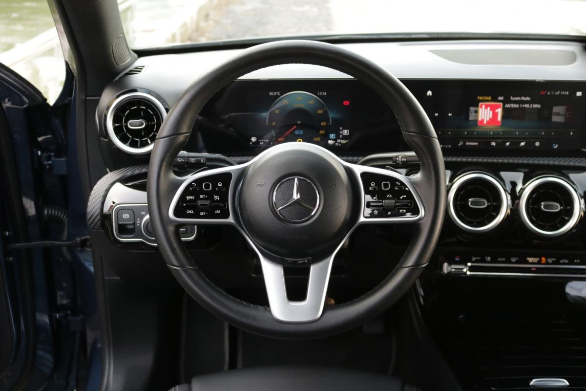 mercedes-benz-classe-a-2022-hibrido-1400cc