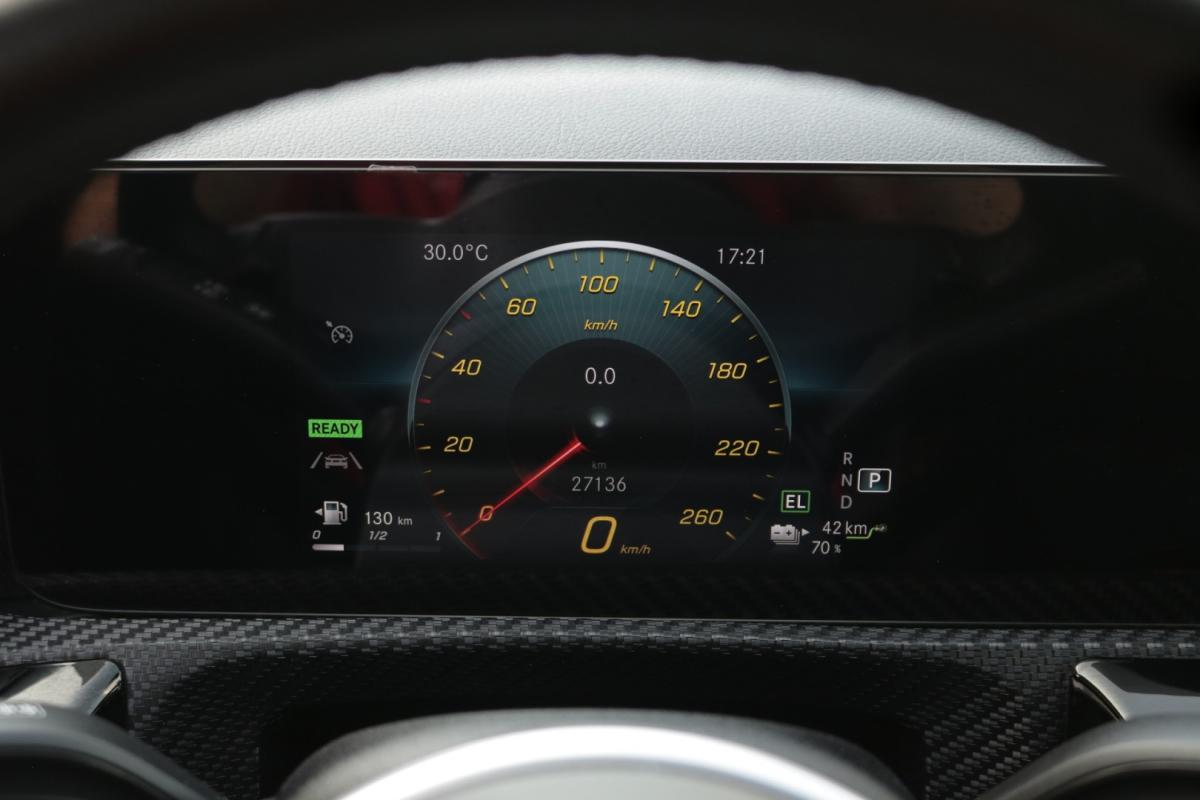 mercedes-benz-classe-a-2022-hibrido-1400cc