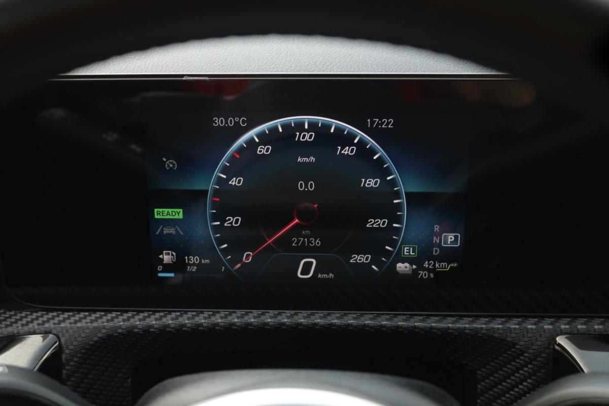 mercedes-benz-classe-a-2022-hibrido-1400cc