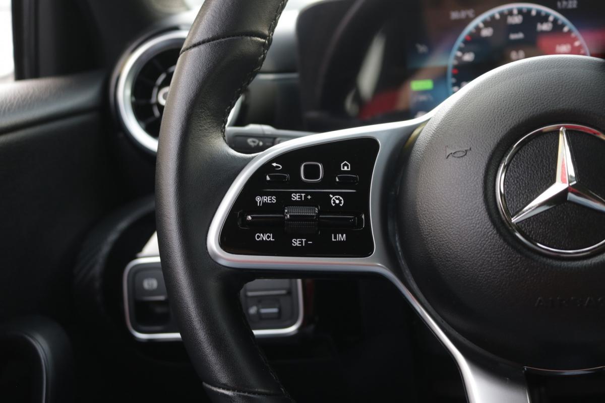 mercedes-benz-classe-a-2022-hibrido-1400cc