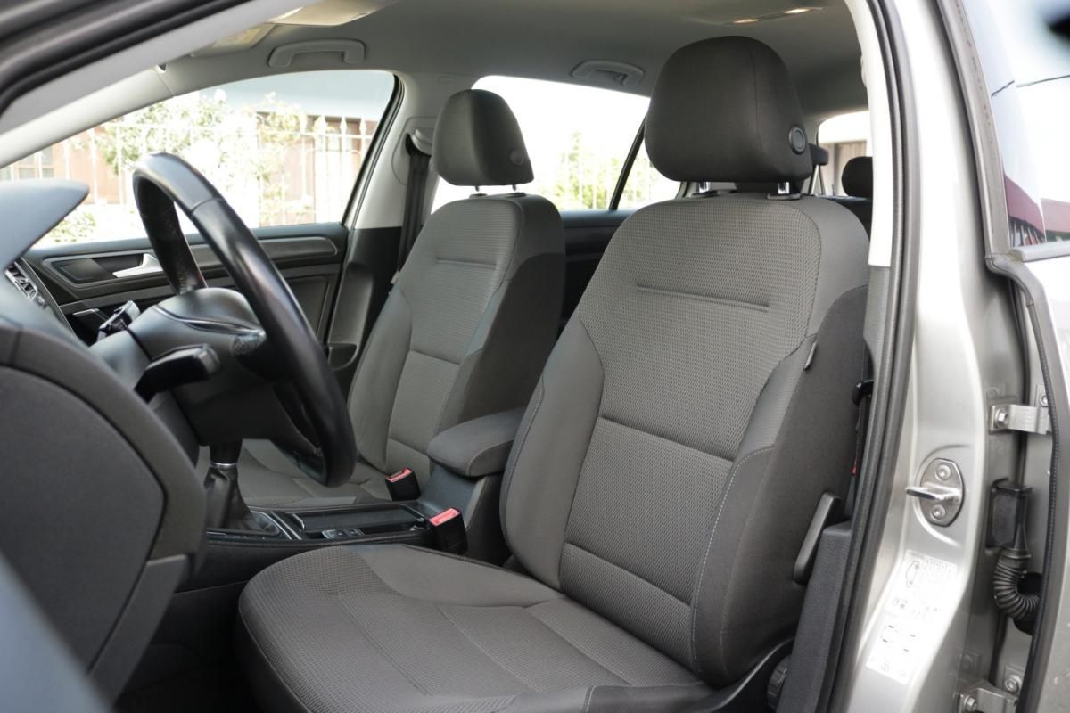 volkswagen-golf-2018-diesel-1600cc