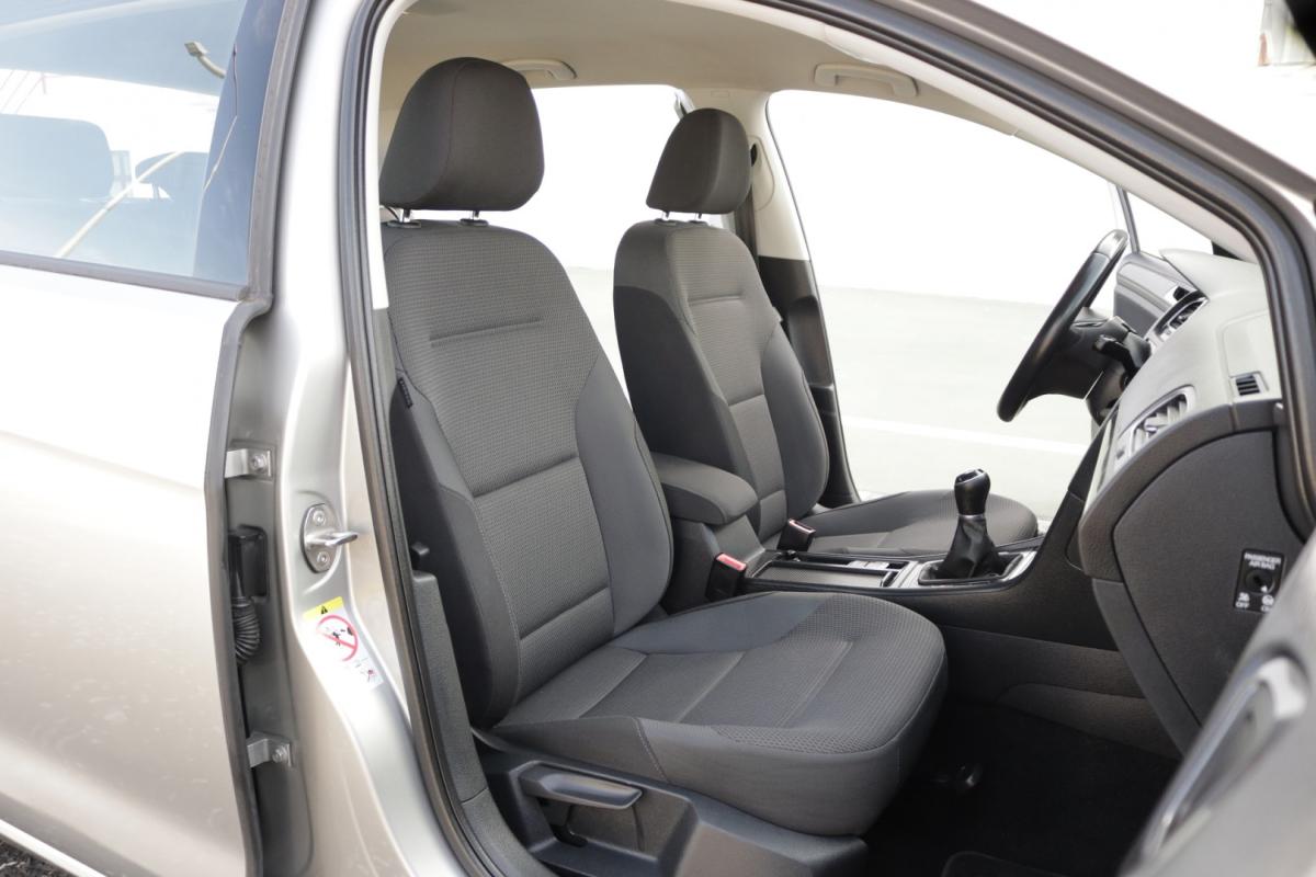 volkswagen-golf-2018-diesel-1600cc