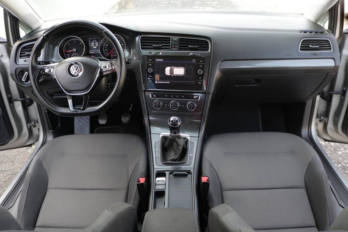 volkswagen-golf-2018-diesel-1600cc