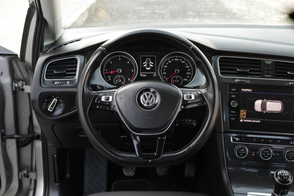 volkswagen-golf-2018-diesel-1600cc