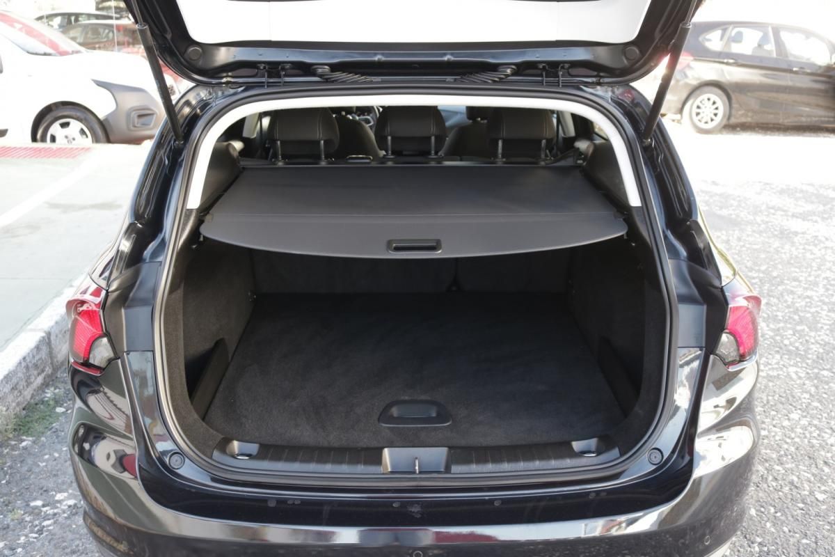 fiat-tipo-station-wagon-2021-diesel-1300cc