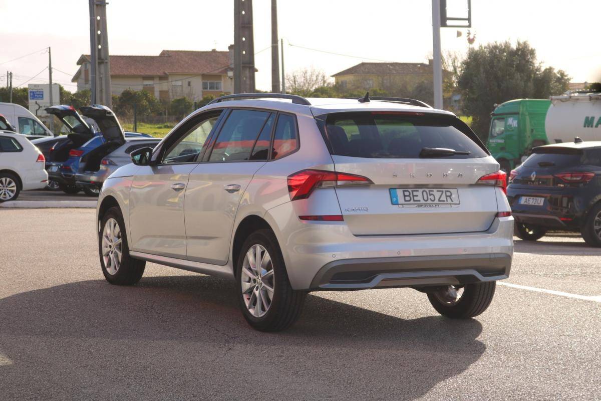 skoda-kamiq-2023-gasolina-1000cc