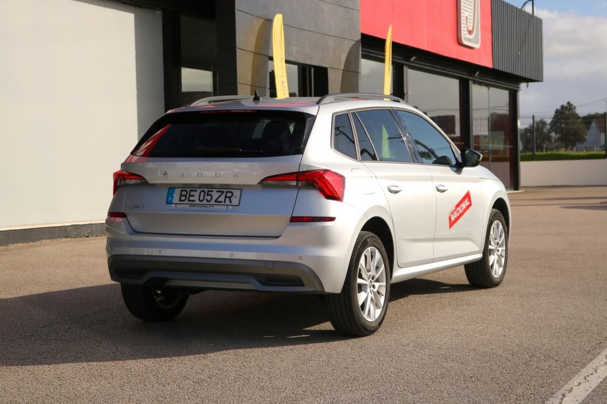 skoda-kamiq-2023-gasolina-1000cc