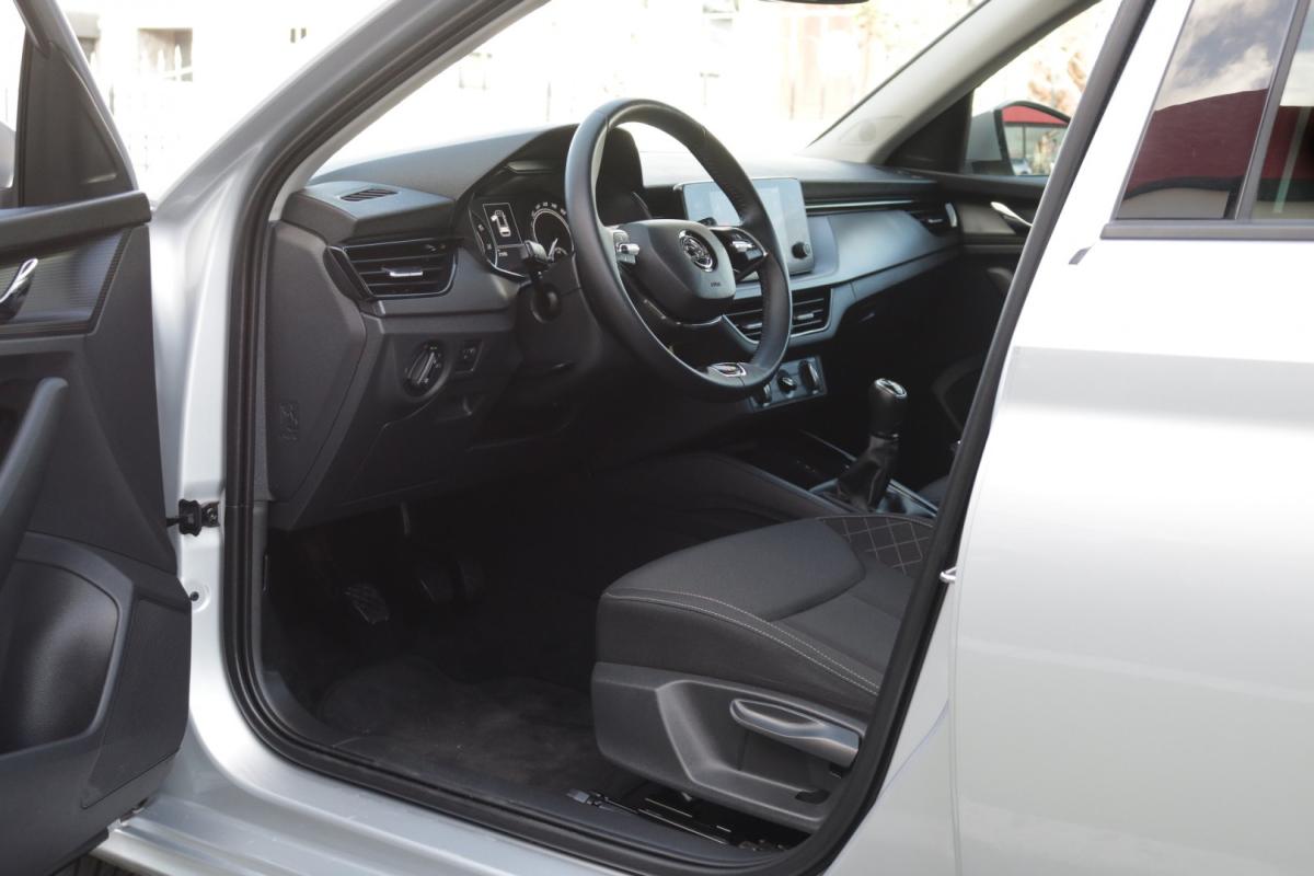 skoda-kamiq-2023-gasolina-1000cc