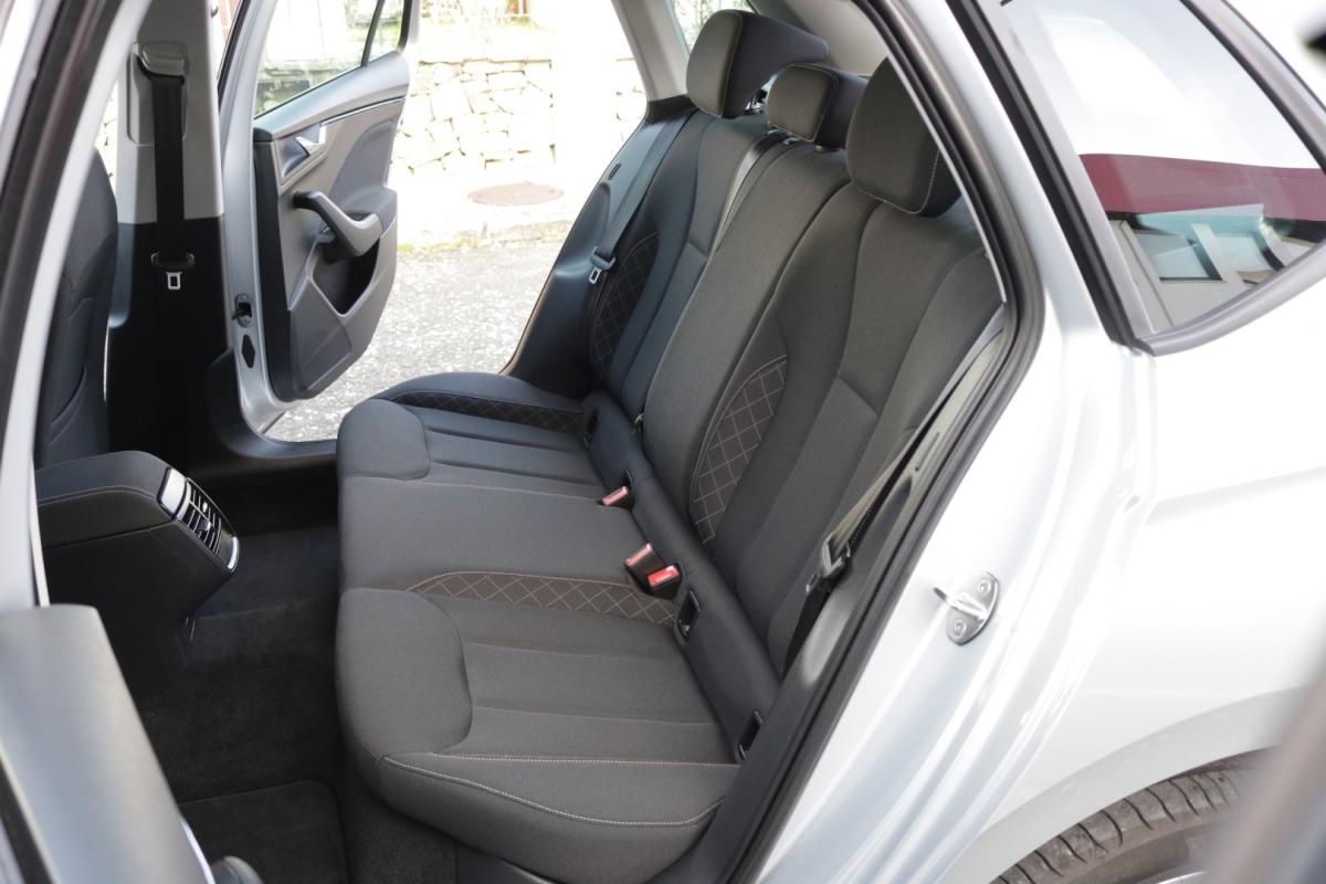 skoda-kamiq-2023-gasolina-1000cc