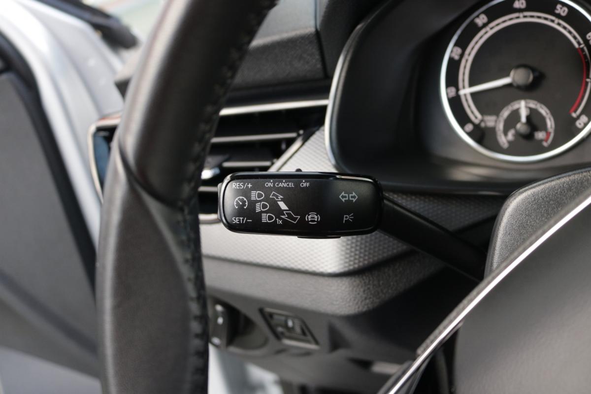 skoda-kamiq-2023-gasolina-1000cc