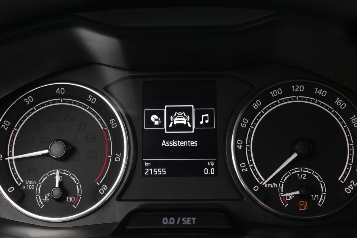 skoda-kamiq-2023-gasolina-1000cc