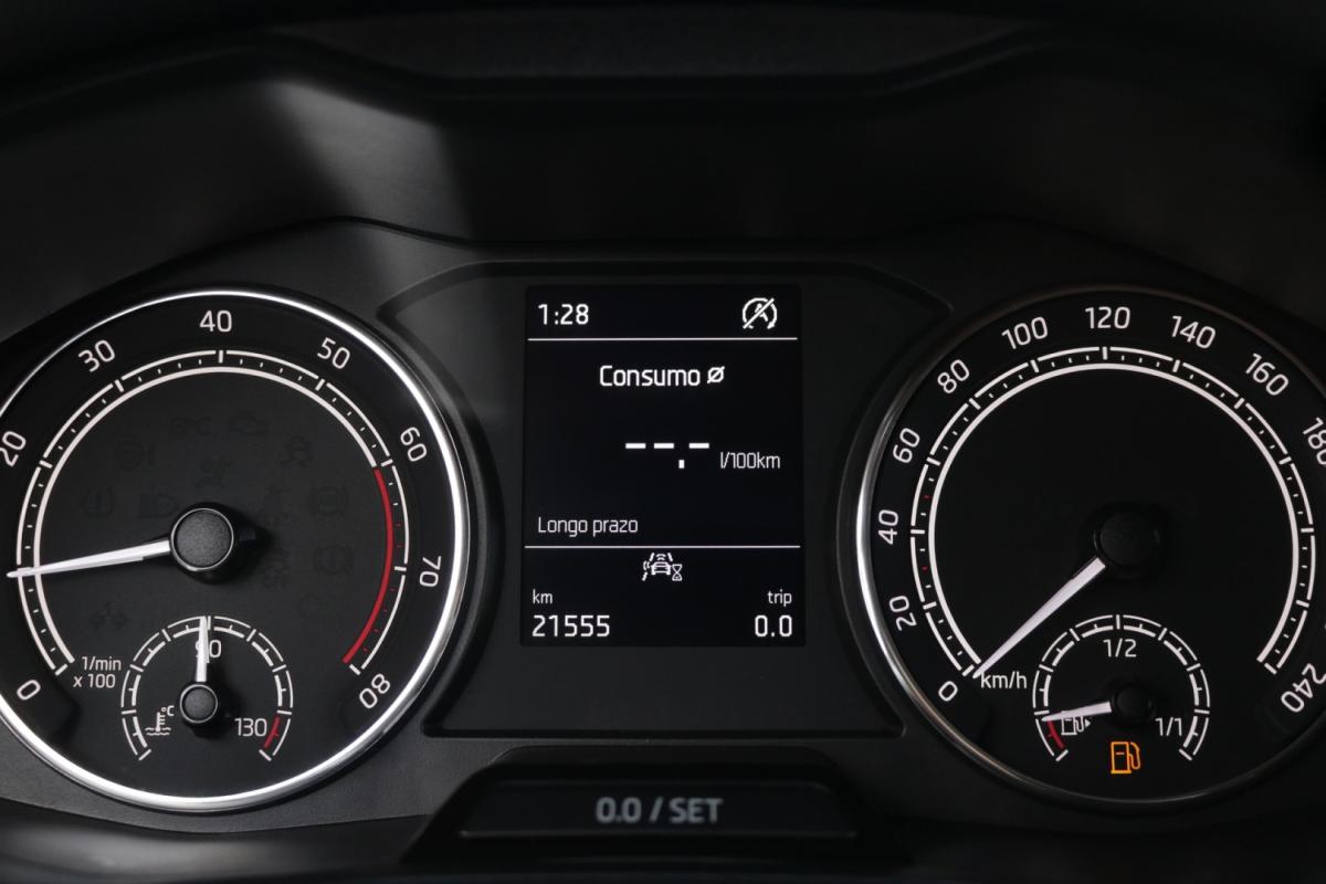 skoda-kamiq-2023-gasolina-1000cc