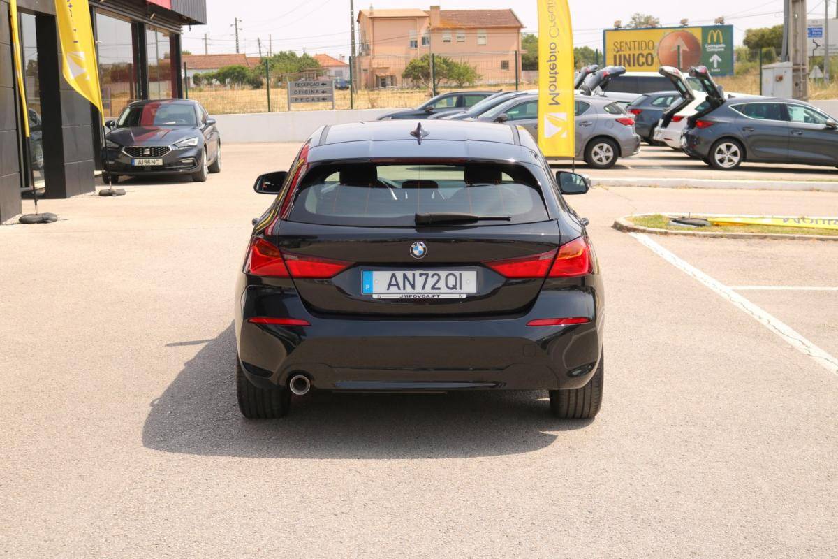 bmw-serie-1-116d-2022-diesel-1500cc