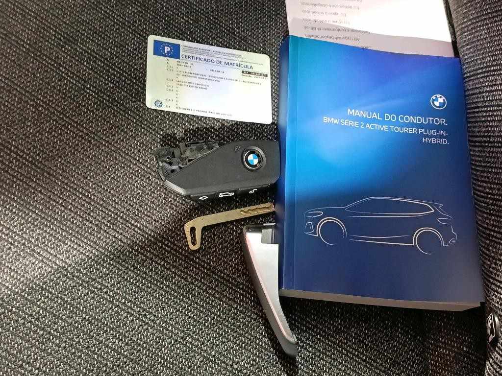 bmw-serie-2-2023-hibrido-1500cc